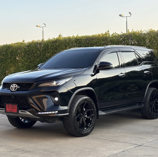 Toyota Fortuner Leader丰田Fortuner 领航版